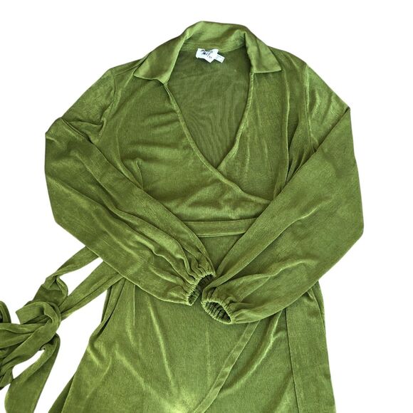 Princess Polly Sexy Flowy Feminine Green Wrap Size‎ 4 Long Sleeve Mini Dress - Picture 7 of 10